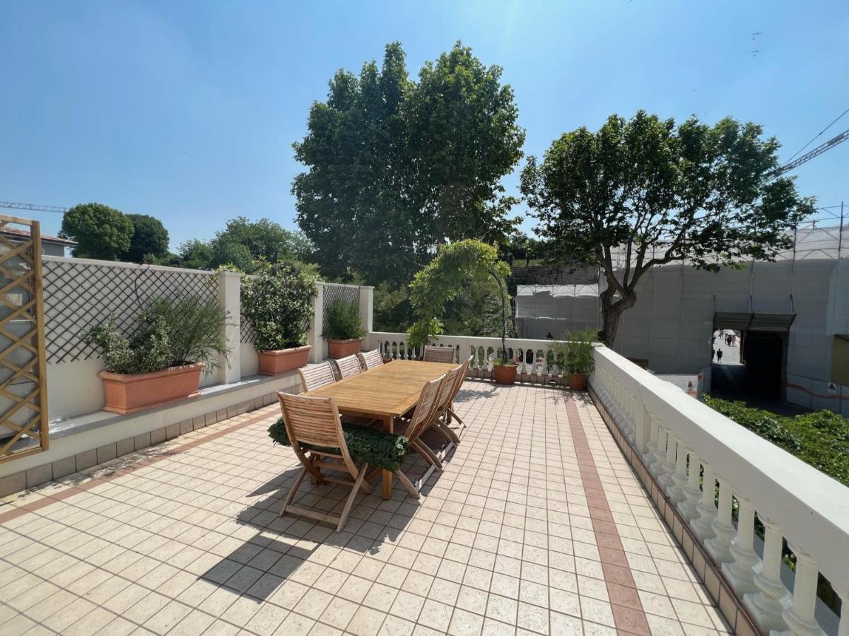 Residenza Porta Brescia Villa Peschiera del Garda Eksteriør bilde