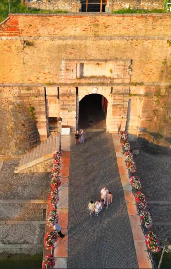 Residenza Porta Brescia Villa Peschiera del Garda Eksteriør bilde